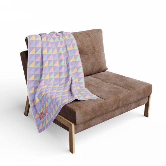 Soft. Sensitive. Still Iconic.” Arctic Fleece Blanket – Cozy Retro Vibes by Just Peachy